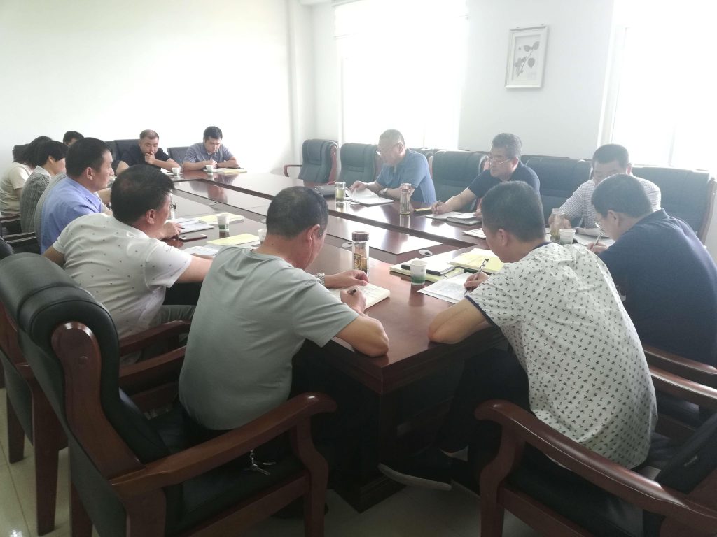 坚定理想信念、共筑秦园梦想