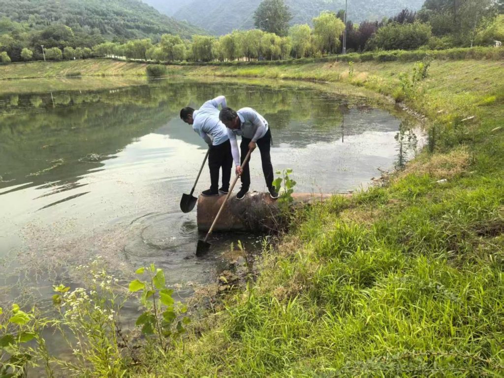 秦岭国家植物园积极开展防汛排查工作