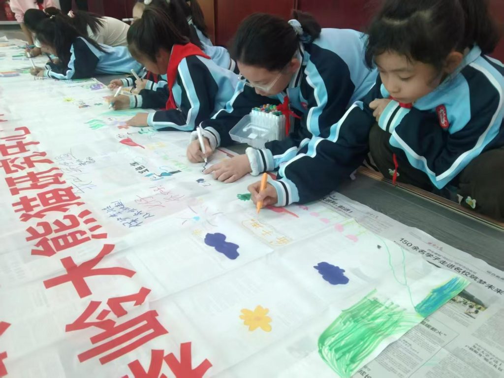 生态文明种子在蓝田生根发芽——秦岭国家植物科普进校园活动点燃青少年守护热情